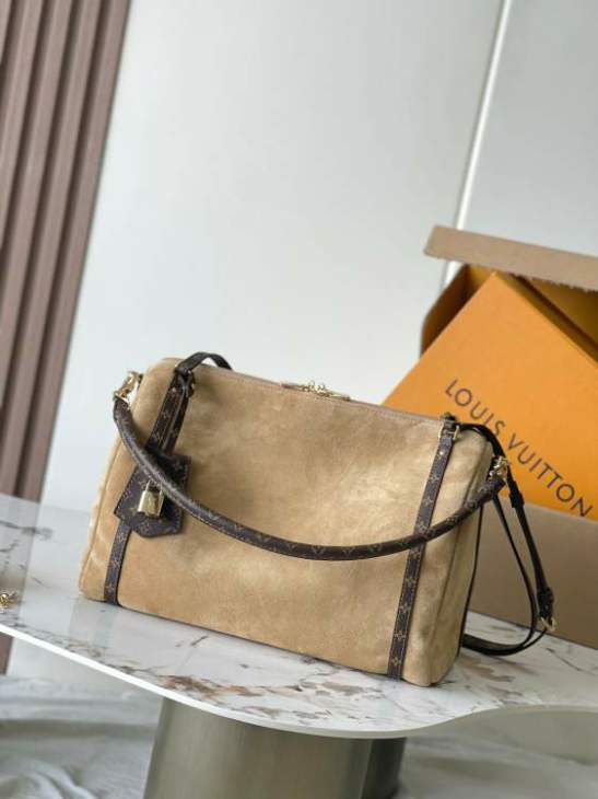 Picture of Louis Vuitton Handbags _SKUfw240289317fw